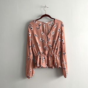 Sienna Sky Size M Floral V Neck Long Sleeve Blouse